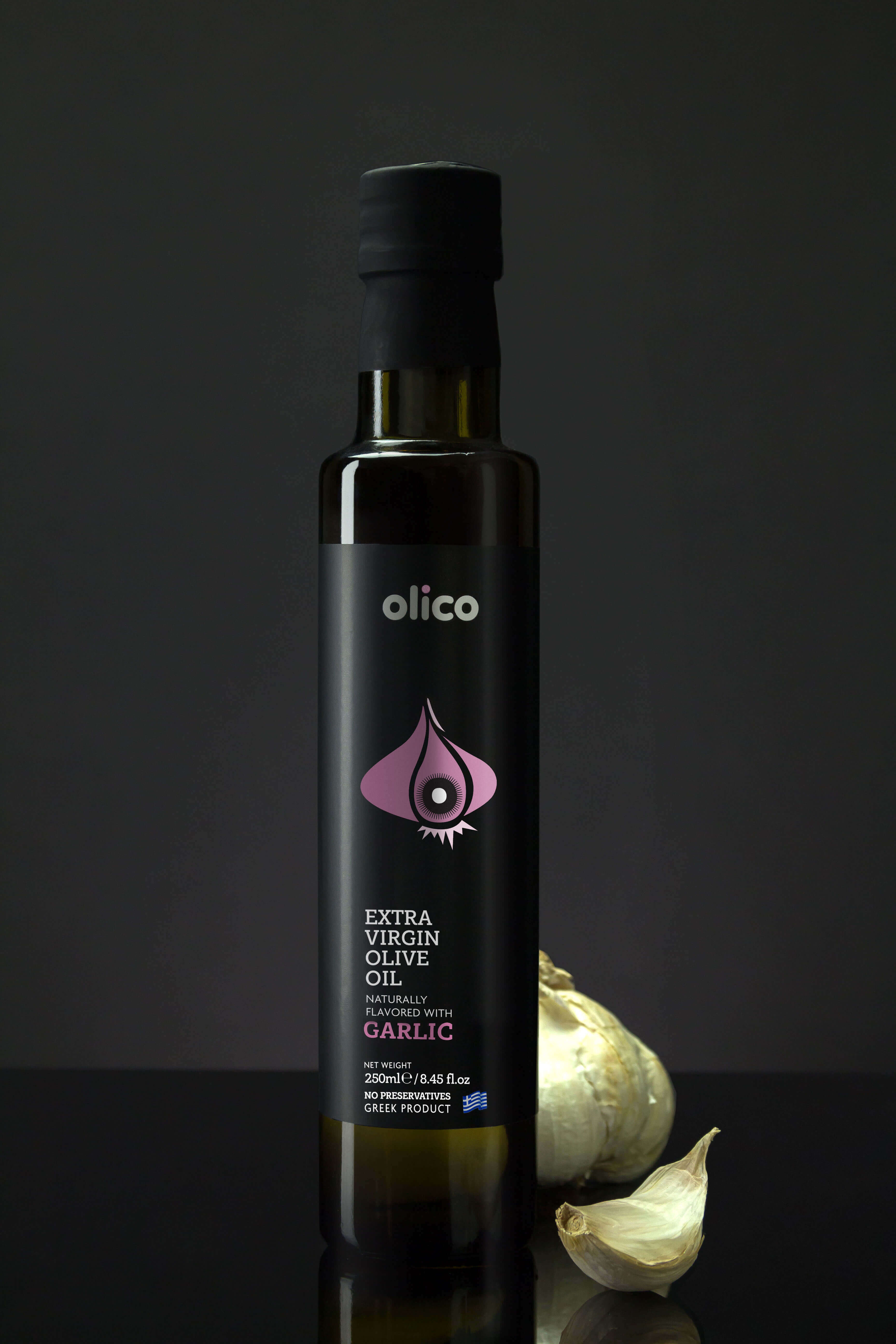 GOURMET EXTRA VIRGIN OLIVE OIL NATURALLY FLAVORED WITH GARLIC